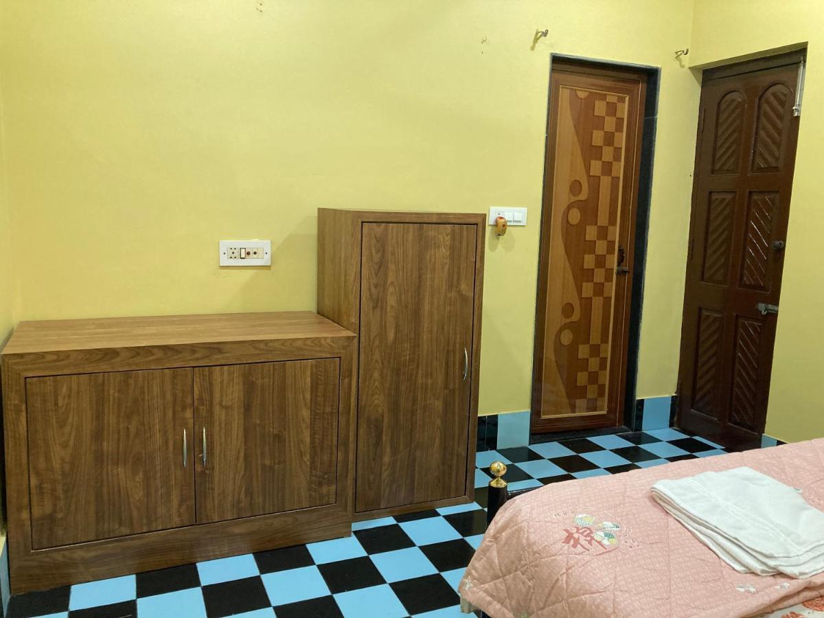 Anjali Homestay - 10 Mins From Airport Siliguri Exterior foto
